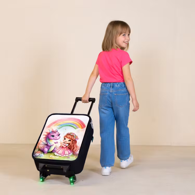 Meisje met paarse draak onder regenboog Kinderkoffer - Zwart klein -sfeer1