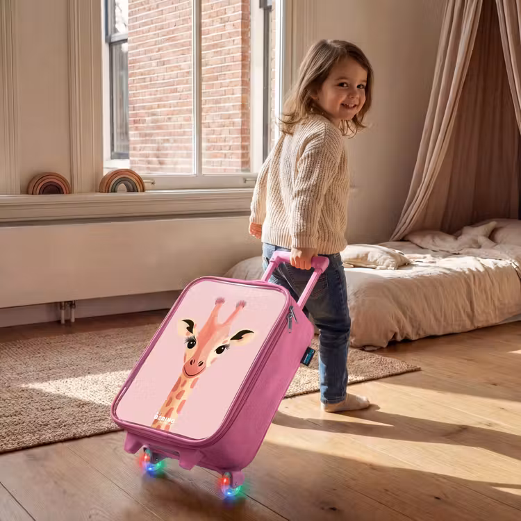 Giraffe - Wimpers - Minimalistisch - Roze Kinderkoffer - Roze klein -sfeer1