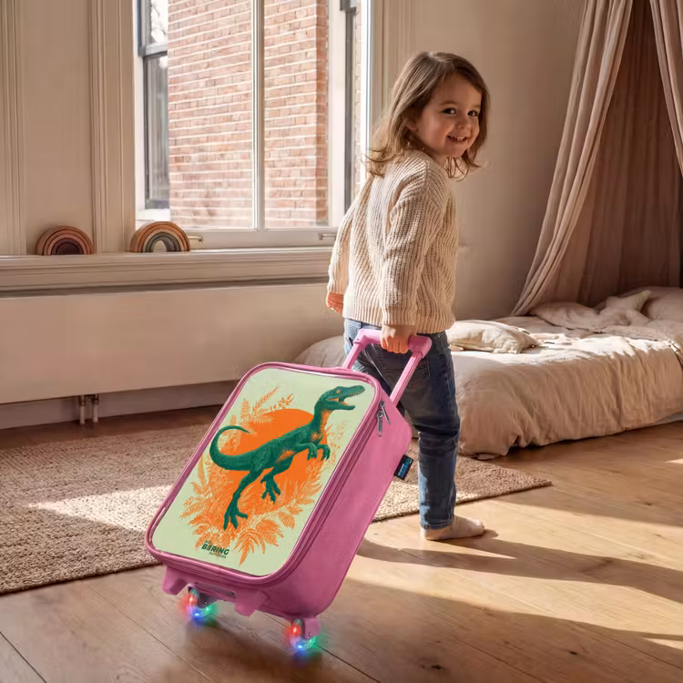Groene dino tussen varens Kinderkoffer - Roze klein -sfeer1