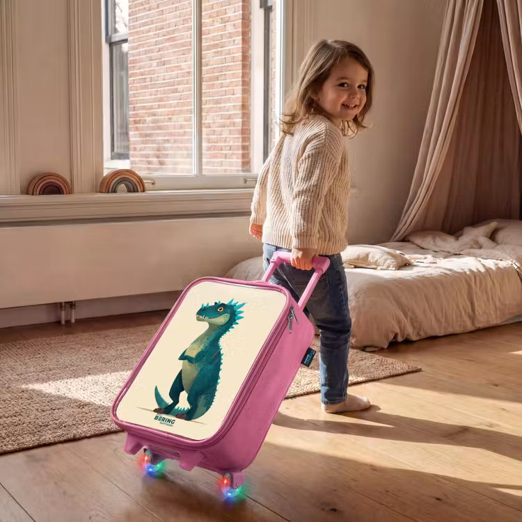 Spiky dino met vriendelijke blik Kinderkoffer - Roze klein -sfeer1