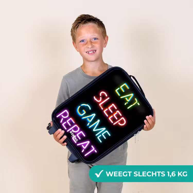 Qoute met neon lichten Kinderkoffer - Zwart klein -sfeer4_NL