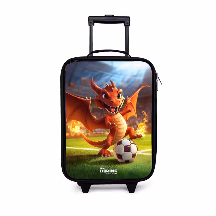 Rode draak voetbalt in zonnig stadion Kinderkoffer - Zwart klein -3d