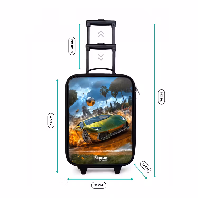 Sportauto knalt door voetbalveld met bal Kinderkoffer - Zwart klein -productfoto_formaten