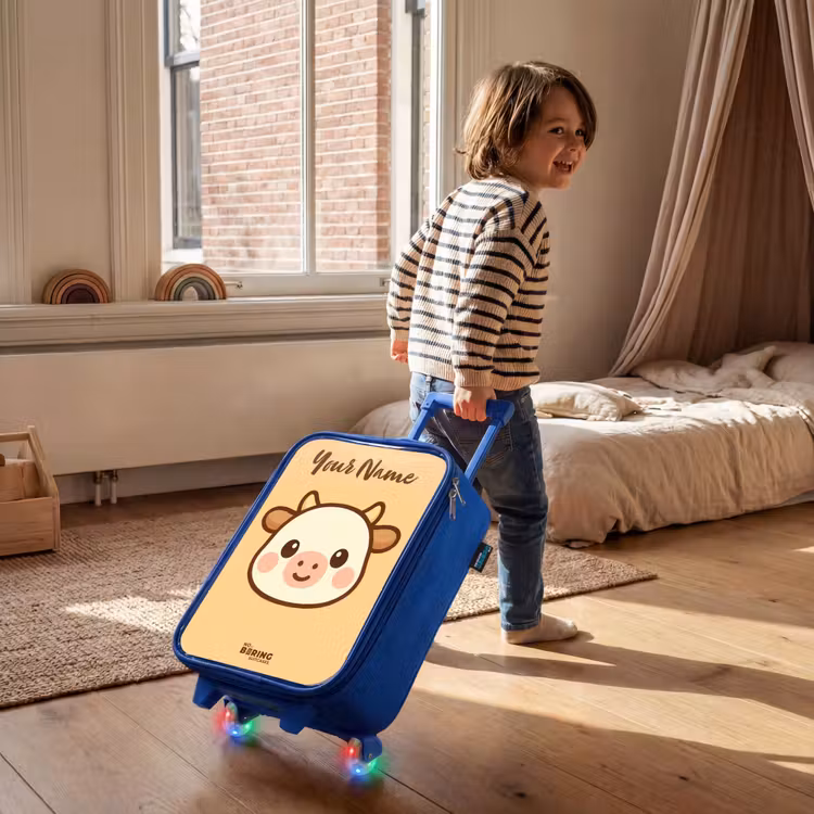 Kawai - Koe - Bruin Kinderkoffer - Blauw klein -sfeer1