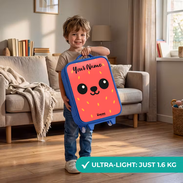 Kawai - Aardbei - Rood Kinderkoffer - Blauw klein -sfeer2_EN