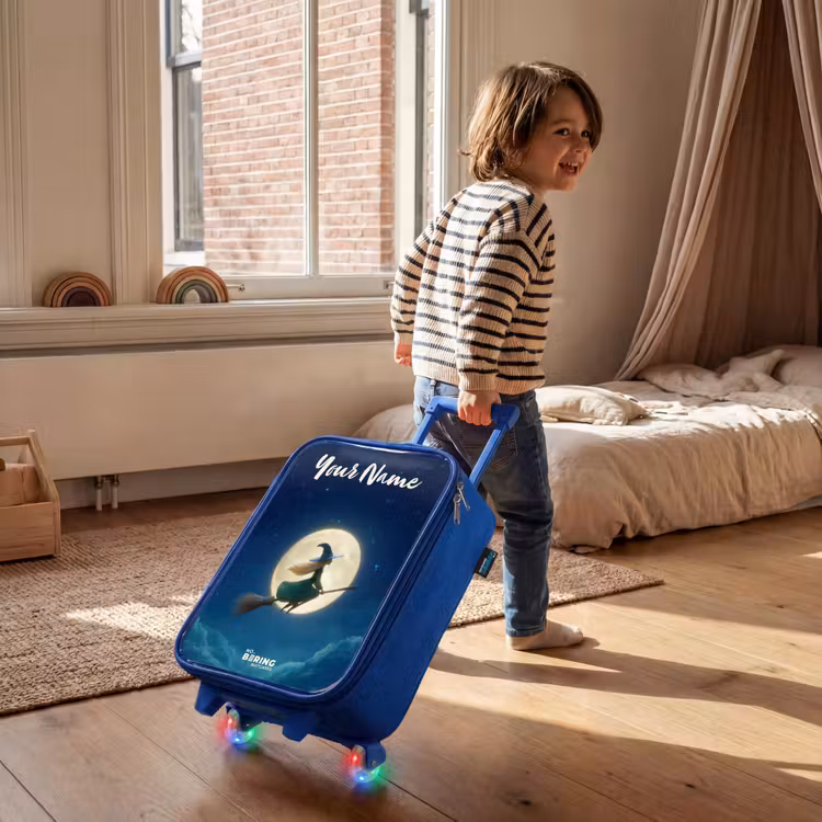 Heks in Maanlichtvlucht Kinderkoffer - Blauw klein -sfeer1