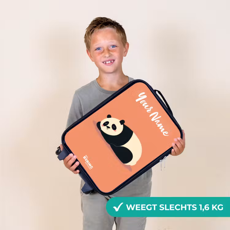 Panda - Slapen - Oranje Kinderkoffer - Zwart klein -sfeer4_NL