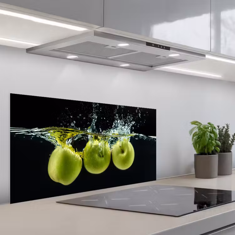 Appels - Fruit - Water - Zwart - Groen keuken achterwand spatscherm middel -3d_schuin