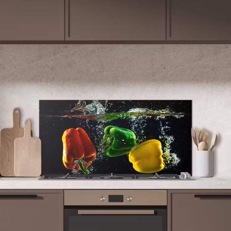Paprika - Groente - Water - Zwart - Rood - Groen - Geel keuken achterwand spatscherm middel -sfeer2