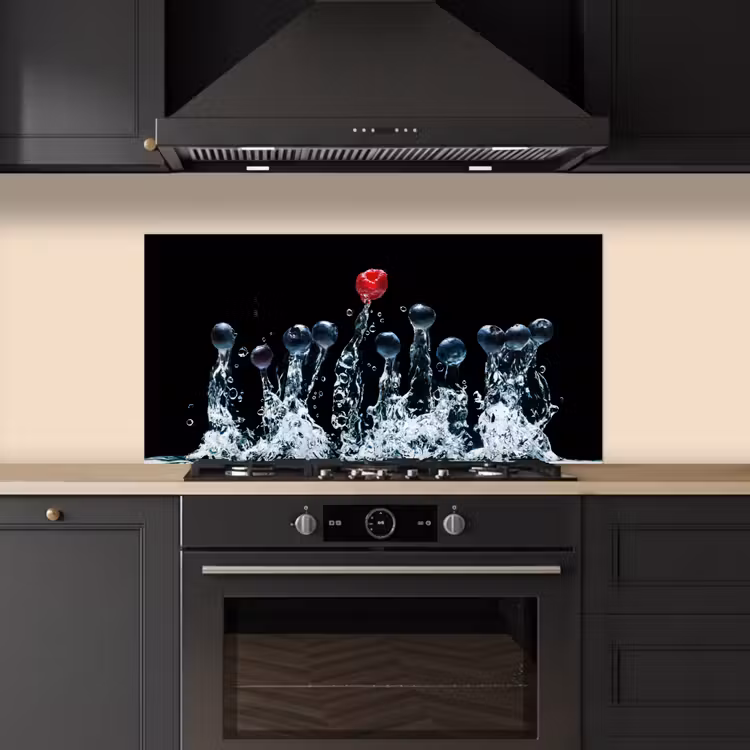 Bessen - Water - Zwart - Fruit - Framboos keuken achterwand spatscherm middel -sfeer1