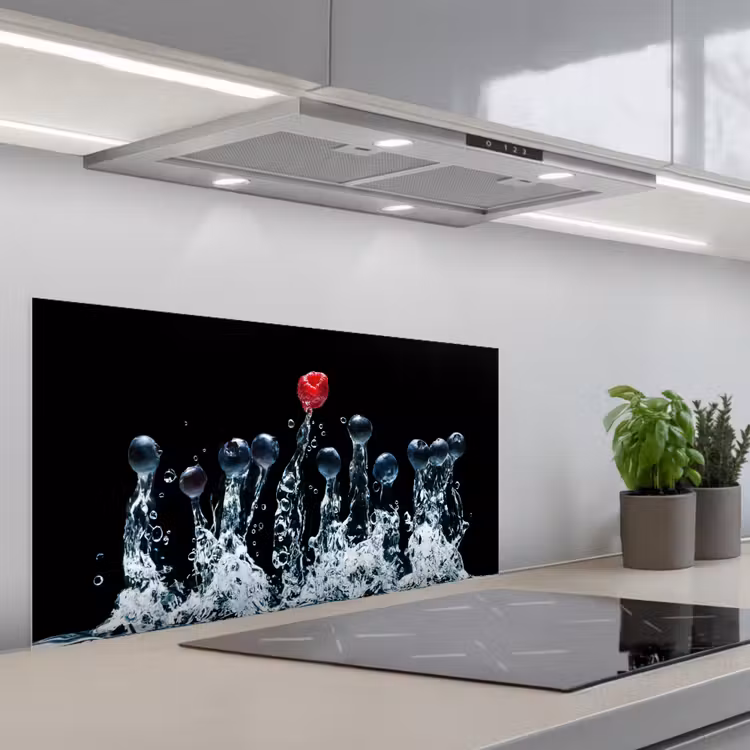 Bessen - Water - Zwart - Fruit - Framboos keuken achterwand spatscherm middel -3d_schuin