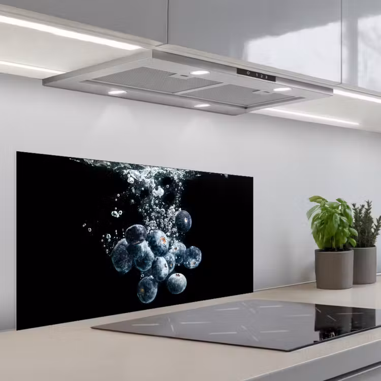 Blauwe bessen - Fruit - bes - Stilleven - Water - Zwart keuken achterwand spatscherm middel -3d_schuin