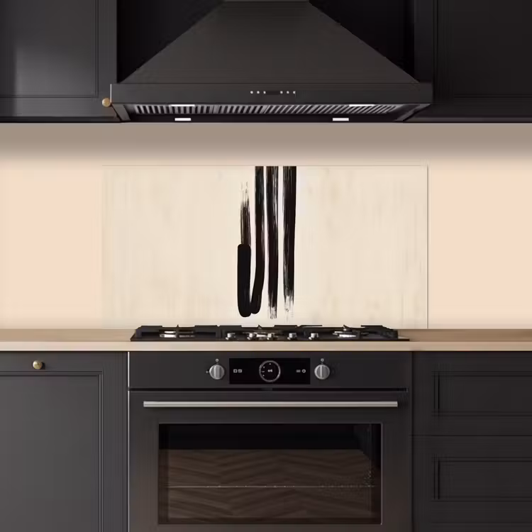 Penseelstreken - Verticaal - Zwart keuken achterwand spatscherm middel -sfeer1