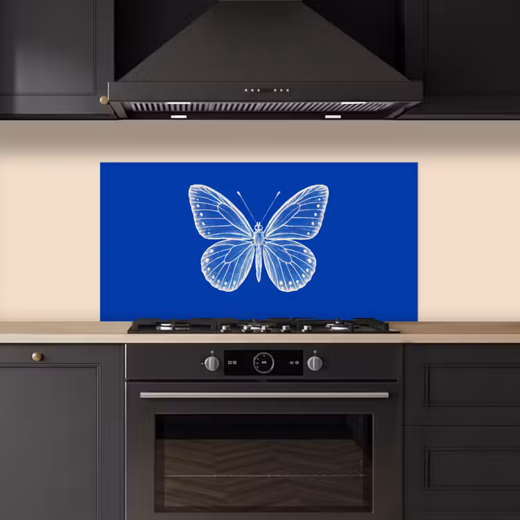 Vlinder - Wit - Getekend - Stippen keuken achterwand spatscherm middel -sfeer1