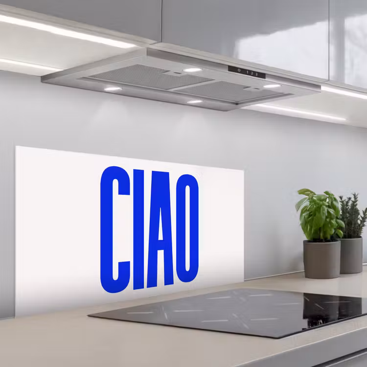 Ciao - Hoofdletters - Blauw - Minimalistisch keuken achterwand spatscherm middel -3d_schuin