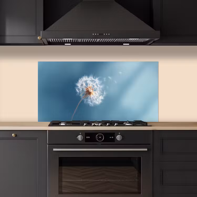 Paardenbloem - Wind - Blauw keuken achterwand spatscherm middel -sfeer1