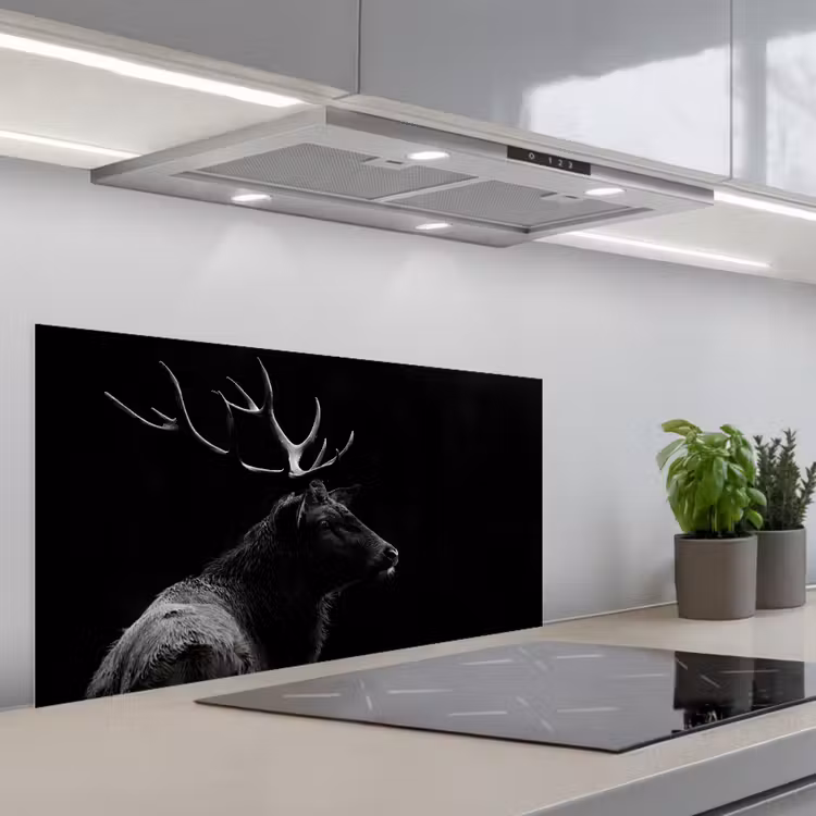 Hert - Zwart - Portret - Gewei - Dieren keuken achterwand spatscherm middel -3d_schuin