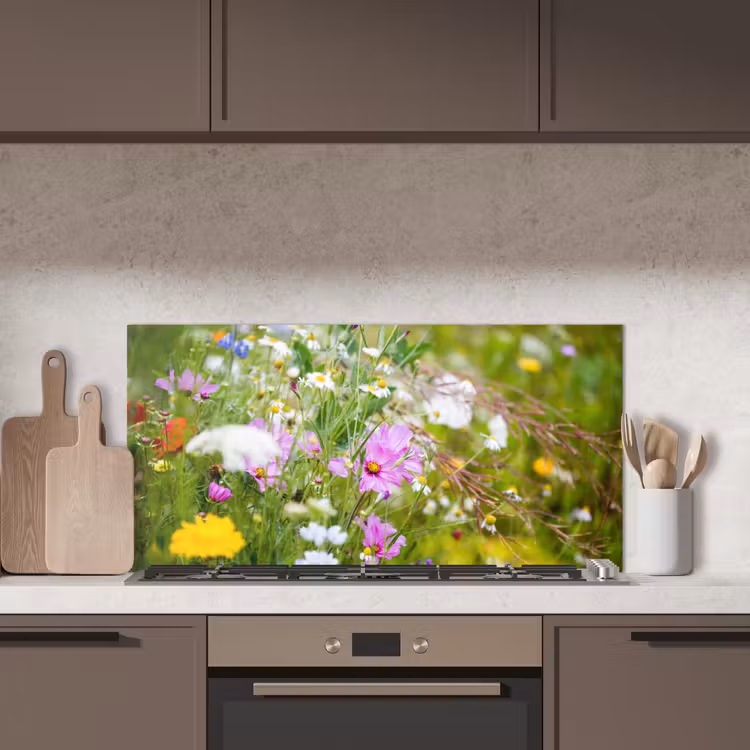 Bloemen - Natuur - Groen - Gras - Paars - Wit keuken achterwand spatscherm middel -sfeer2