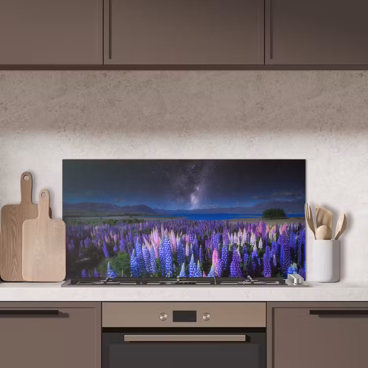 Bloemen - Nacht - Lupine - Sterrenhemel - Paars - Natuur keuken achterwand spatscherm middel -sfeer2