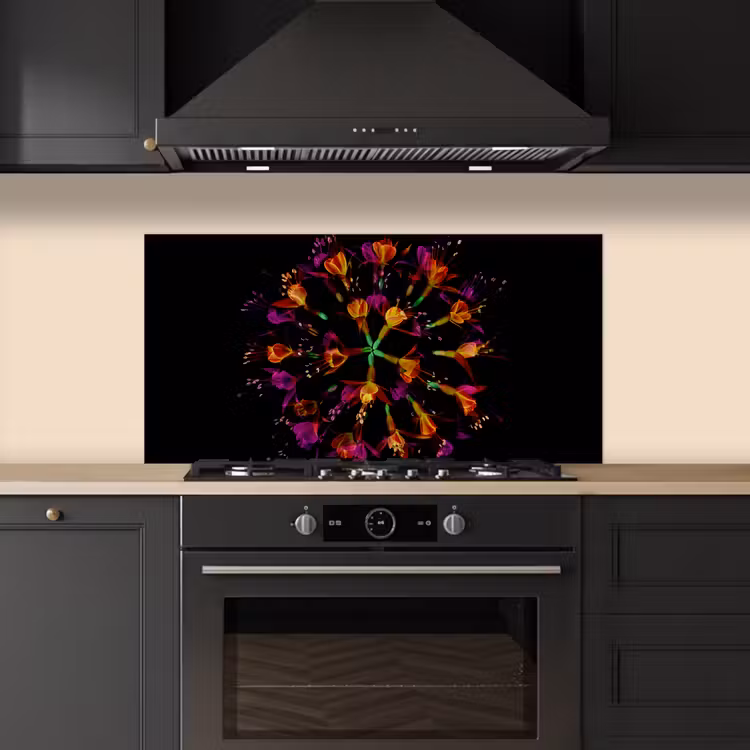 Bloemen - Oranje - Roze - Zwart keuken achterwand spatscherm middel -sfeer1