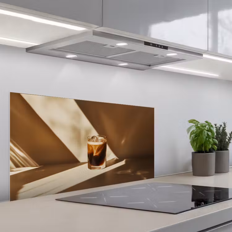 Glas - Ijskoffie - Schaduw - Bruin keuken achterwand spatscherm middel -3d_schuin