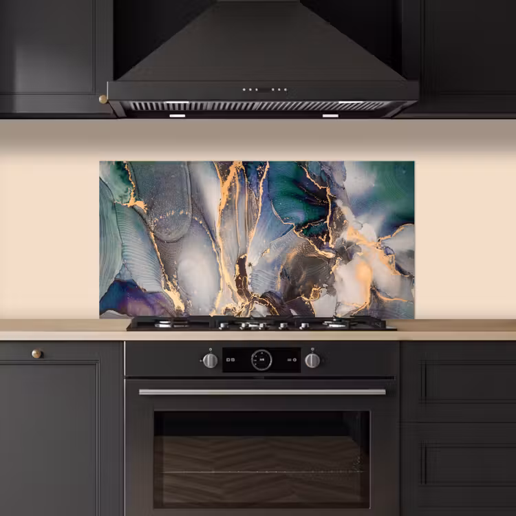 Goud - Blauw - Marmer keuken achterwand spatscherm middel -sfeer1