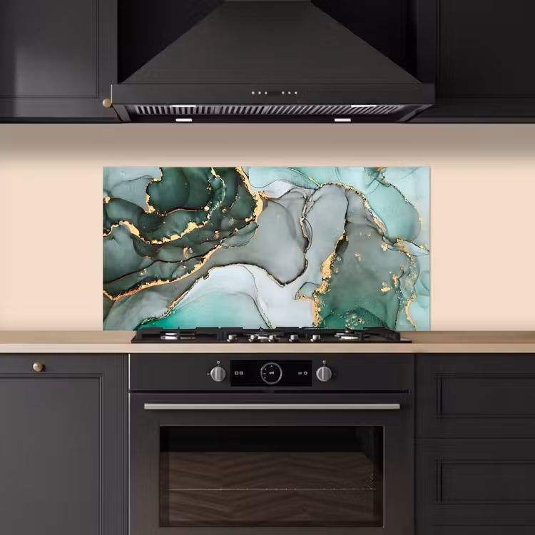 Goud - Marmer - Groen - Luxe - Marmerlook - Grijs keuken achterwand spatscherm middel -sfeer1