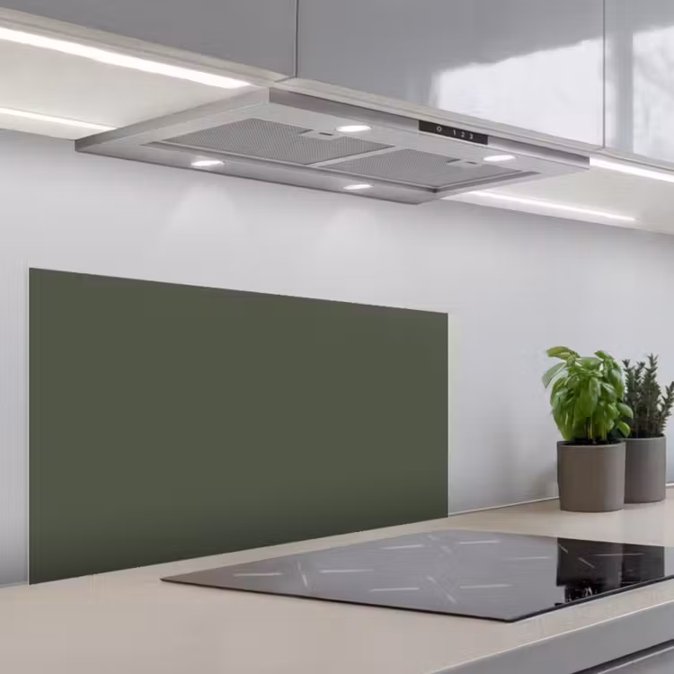 Groen - Effen kleur - Olijfgroen keuken achterwand spatscherm middel 899 -3d_schuin