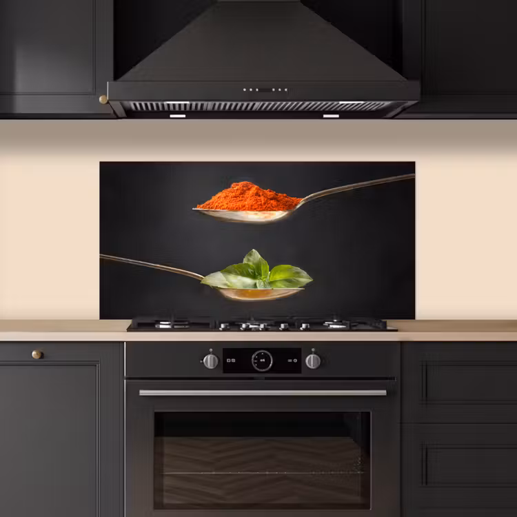 Kruiden - Lepel - Specerijen - Zwart - Italiaans keuken achterwand spatscherm middel -sfeer1