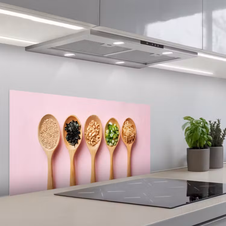 Ingrediënten - Lepels - Hout - Roze keuken achterwand spatscherm middel -3d_schuin