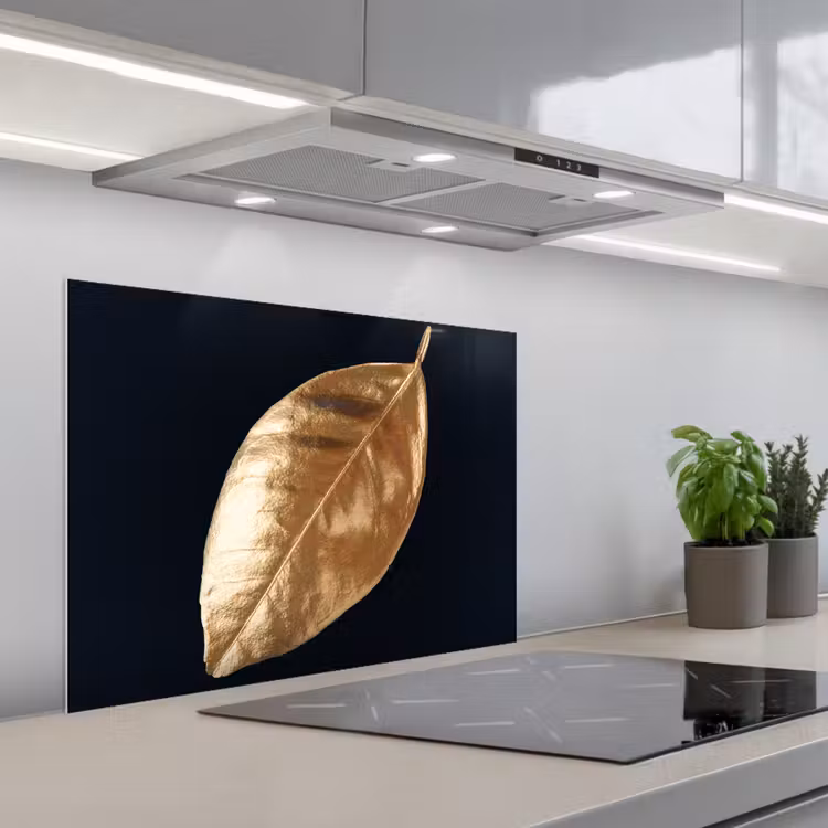 Bladeren - Black en gold - Luxe - Natuur - Planten keuken achterwand spatscherm middel -3d_schuin