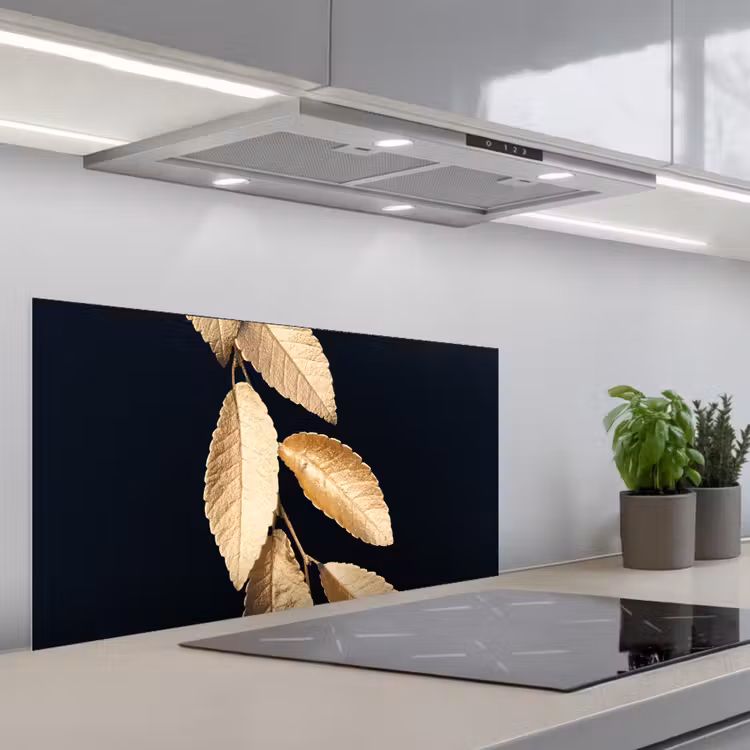 Bladeren - Zwart - Goud - Luxe - Planten keuken achterwand spatscherm middel -3d_schuin