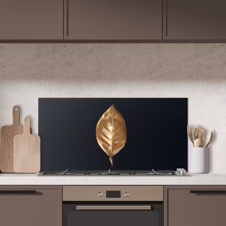 Bladeren - Chic - Goud - Planten - Zwart keuken achterwand spatscherm middel -sfeer2