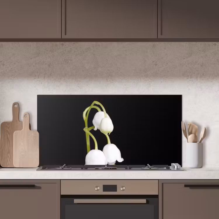 Lelietjes van dalen - Bloemen - Zwart - Flora keuken achterwand spatscherm middel -sfeer2
