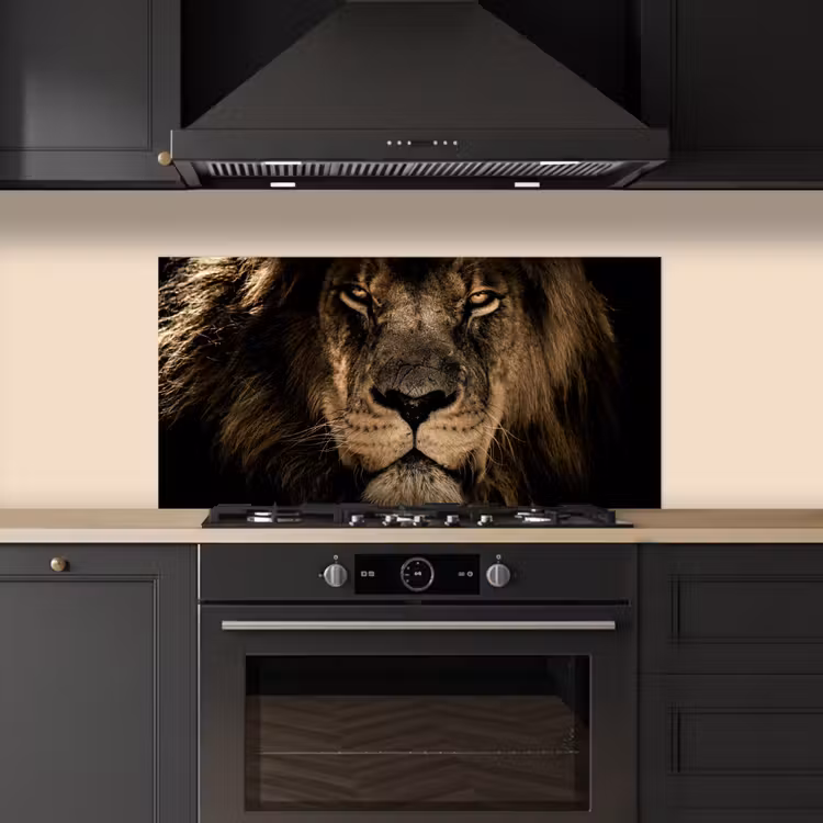 Leeuw - Dieren - Zwart - Portret keuken achterwand spatscherm middel -sfeer1