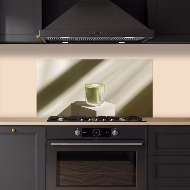 Matcha - Glas - Groen - Minimalistisch keuken achterwand spatscherm middel -sfeer1