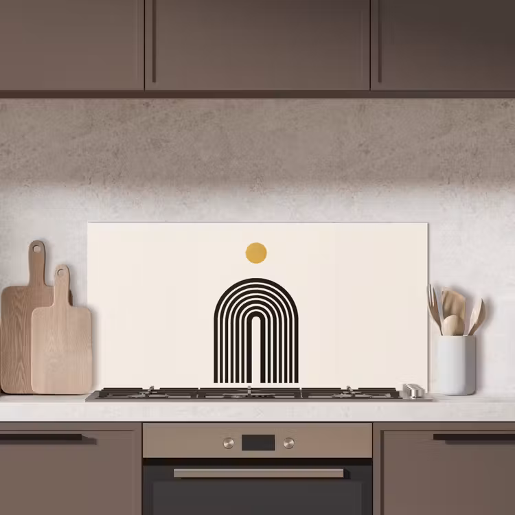 Minimalistisch - Zwarte boog - Gouden cirkel keuken achterwand spatscherm middel -sfeer2