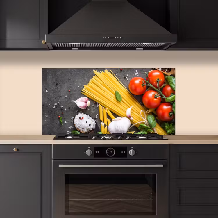 Pasta - Kruiden - Tomaat - Specerijen - Rustiek keuken achterwand spatscherm middel -sfeer1