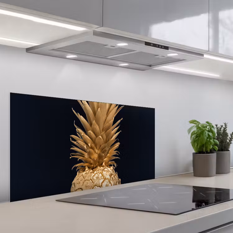 Ananas - Goud - Verf - Zwart - Fruit - Luxe keuken achterwand spatscherm middel -3d_schuin