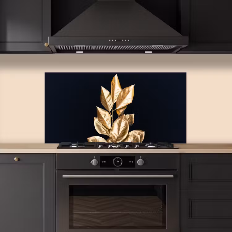 Plant - Bladeren - Goud - Zwart - Luxe keuken achterwand spatscherm middel -sfeer1