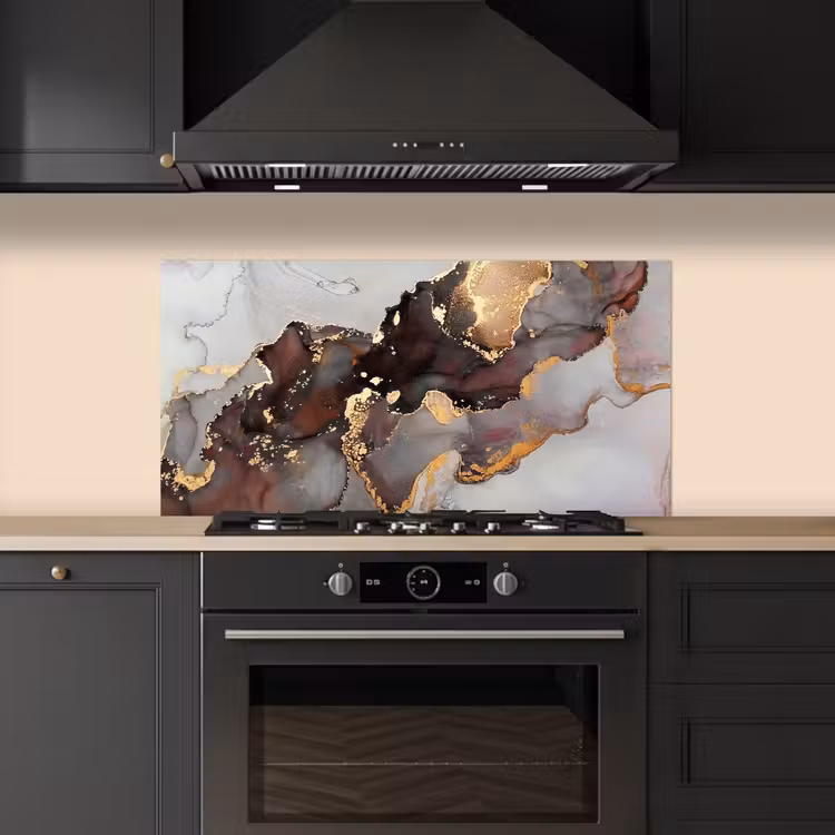 Rood - Marmer - Goud keuken achterwand spatscherm middel -sfeer1