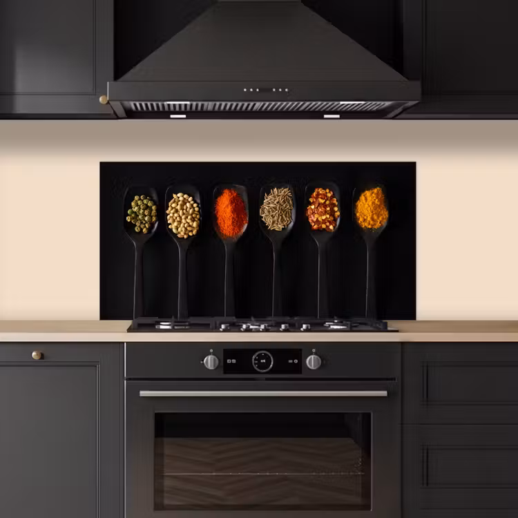 Lepels - Specerijen - Zwart - Kruiden - Rustiek keuken achterwand spatscherm middel -sfeer1