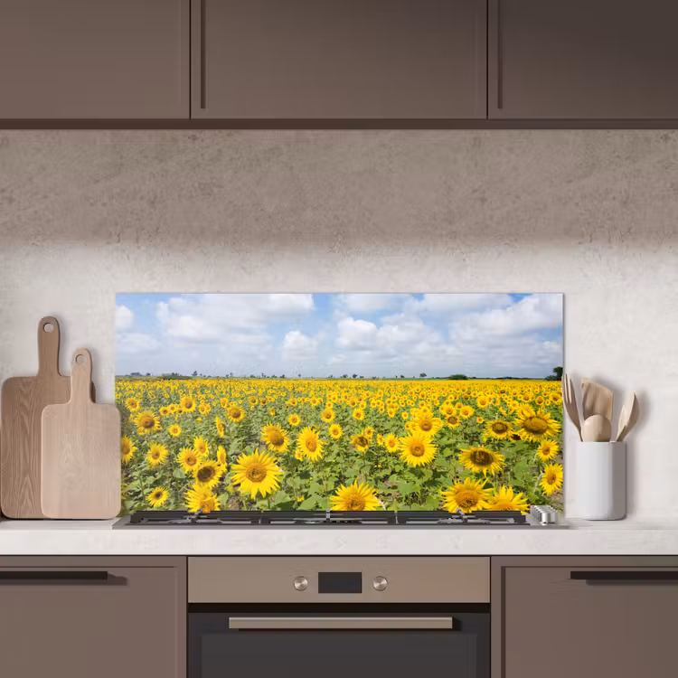 Zonnebloemen - Bloemen - Wolken - Natuur - Geel - Landschap keuken achterwand spatscherm middel -sfeer2