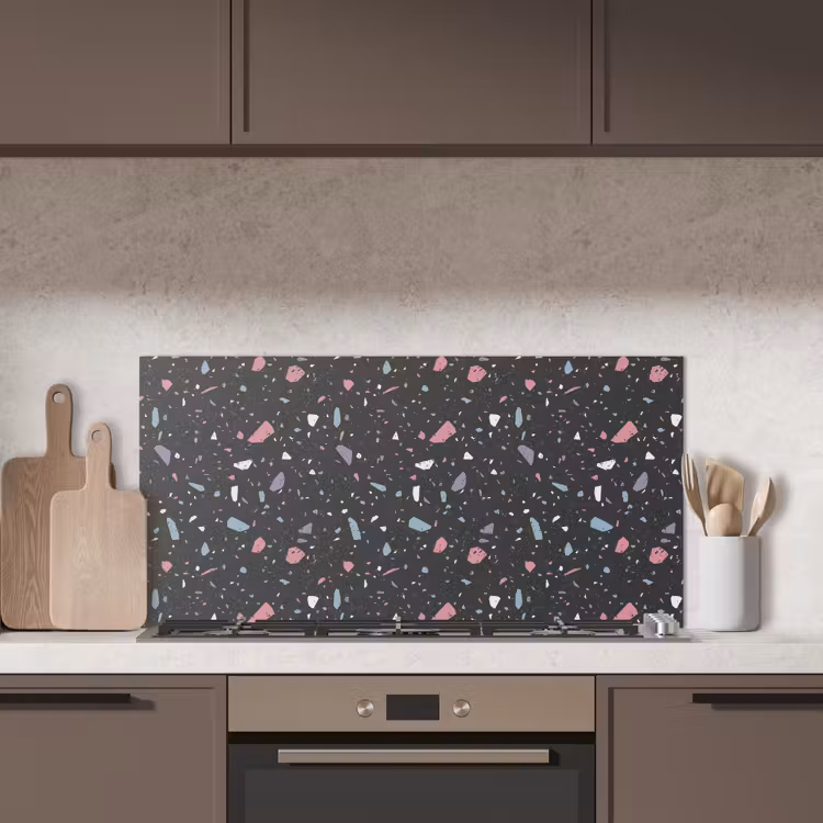 Terrazzo - Patroon - Zwart - Zacht keuken achterwand spatscherm middel 899 -sfeer2
