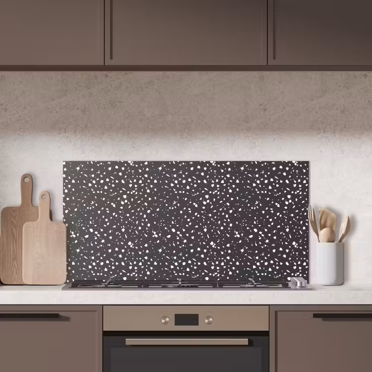 Terrazzo - Patroon - Zwart - Wit keuken achterwand spatscherm middel 899 -sfeer2
