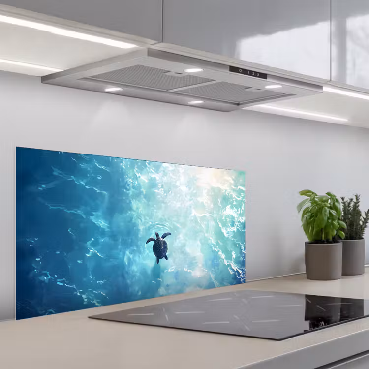 Schildpad - Zee - Blauw - Schittering keuken achterwand spatscherm middel -3d_schuin