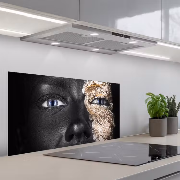 Vrouw - Bladgoud - Zwart - Huid - Luxe keuken achterwand spatscherm middel -3d_schuin