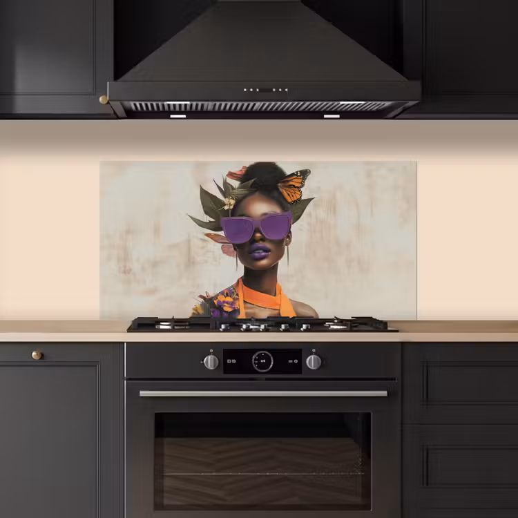 Vrouw - Zonnebril - Vlinder - Bloemen keuken achterwand spatscherm middel -sfeer1