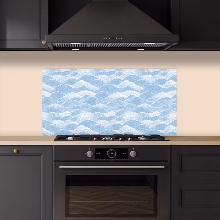 Blauw - Wit - Golven - Getekend keuken achterwand spatscherm middel 899 -sfeer1