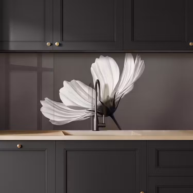 Bloem - Minimalistisch - Zwart - Wit keuken achterwand 2 middel -sfeer1